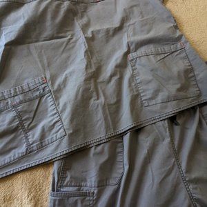 WonderWink Winks scrubs